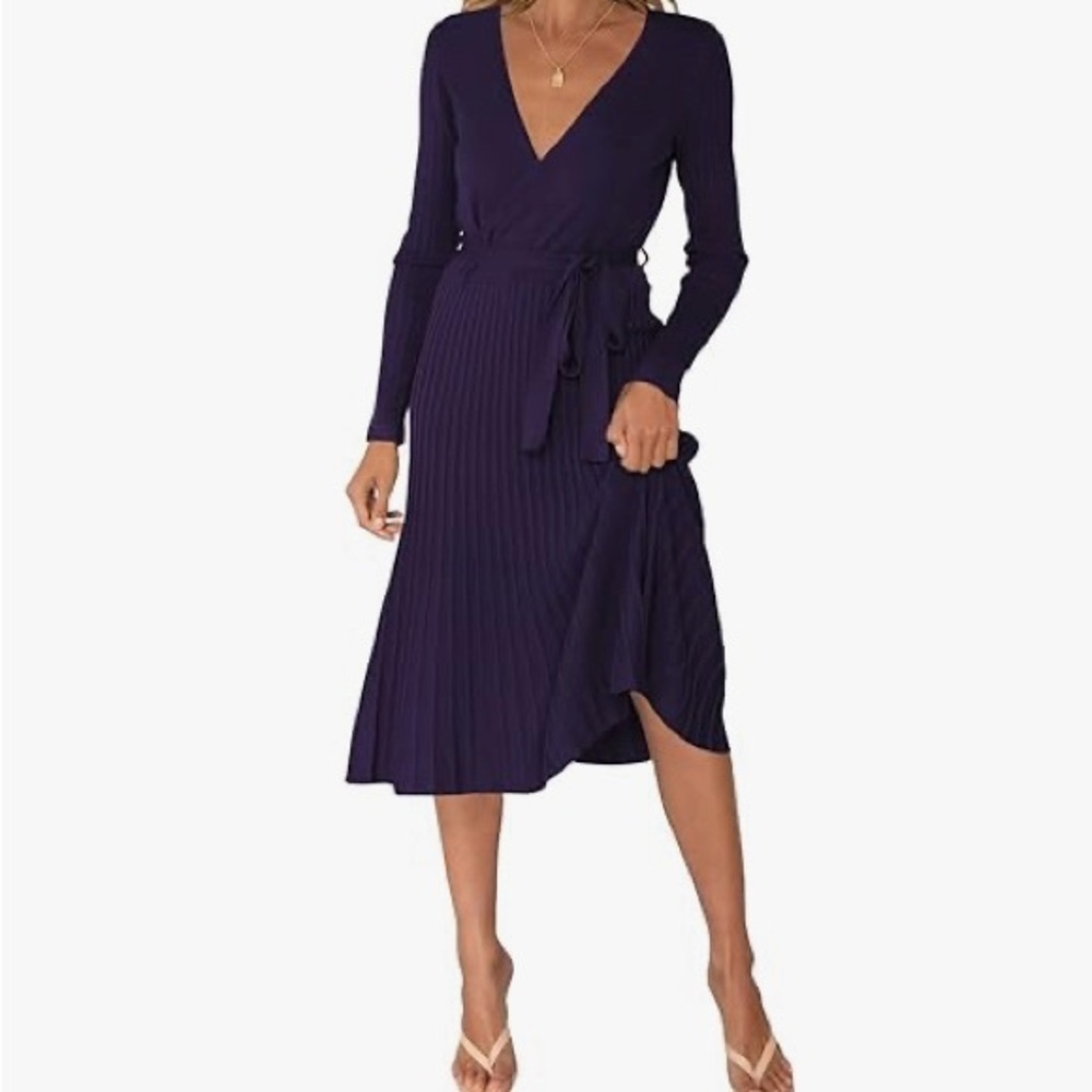 Dark purple v neck dress long sleeves with pleated ribbed bottom/sleeves
